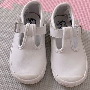 Keds. Toddler. Size 6. Great condition.